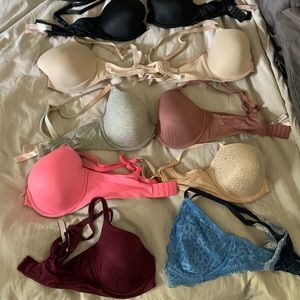Victoria’s Secret 36D bras